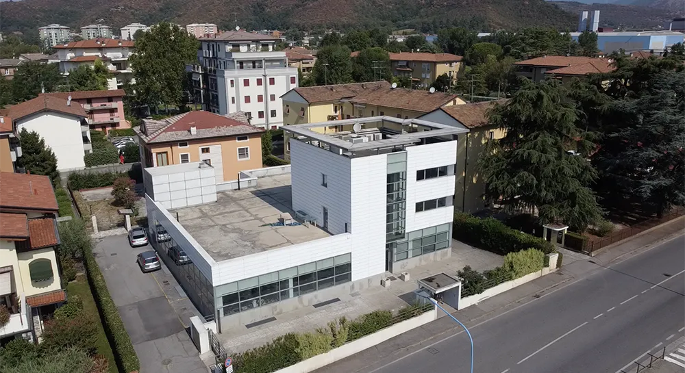 vista immobile alto angolare ricrea immobiliare costruzioni sostenibili